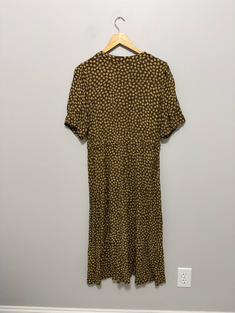 Madewell Brown 90’s Inspo Cottagecore Woodcut Flowers Button-Cuff Midi Dress - Picture 5 of 8